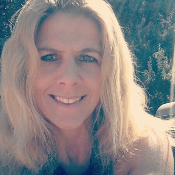 Meet your Posher, Melody - Picture 1 of 3